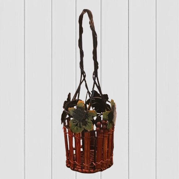 Rustic Metal Wine Bottle Caddy Basket Holder With Grape Leaf Motif - Picture 1 of 3